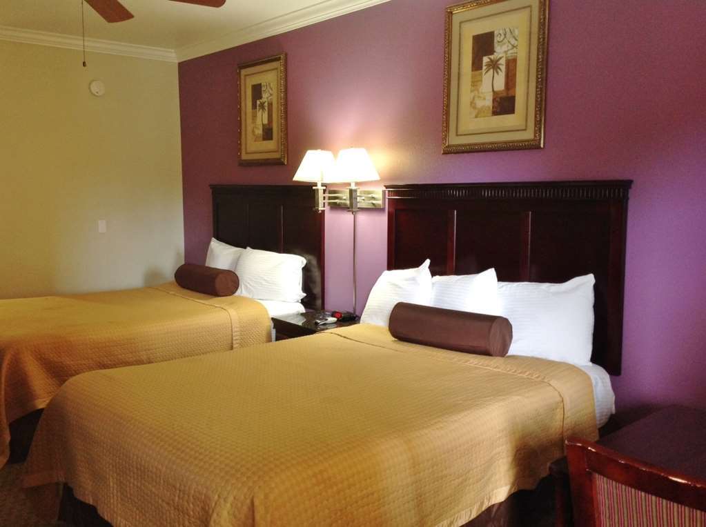 Rodeo Lodge Clovis Rum bild