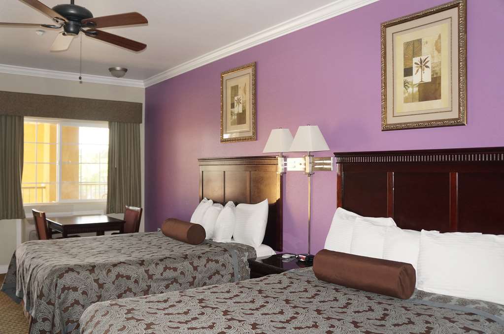Rodeo Lodge Clovis Rum bild